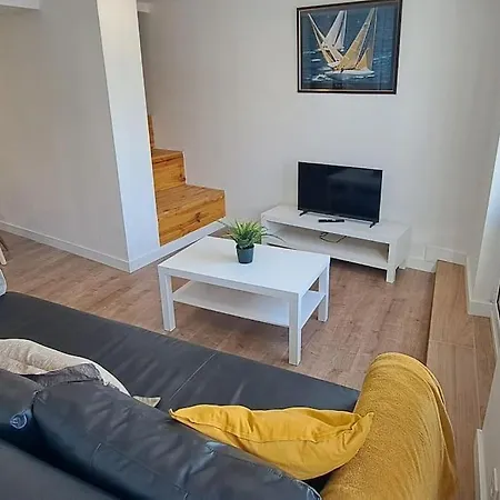 Con Vistas Al Puerto Апартаменты Кастро-Урдиалес